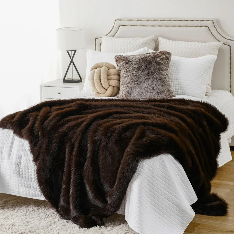 BATTILO HOME Luxury Fluffy Brown Faux Fur Throw Blanket