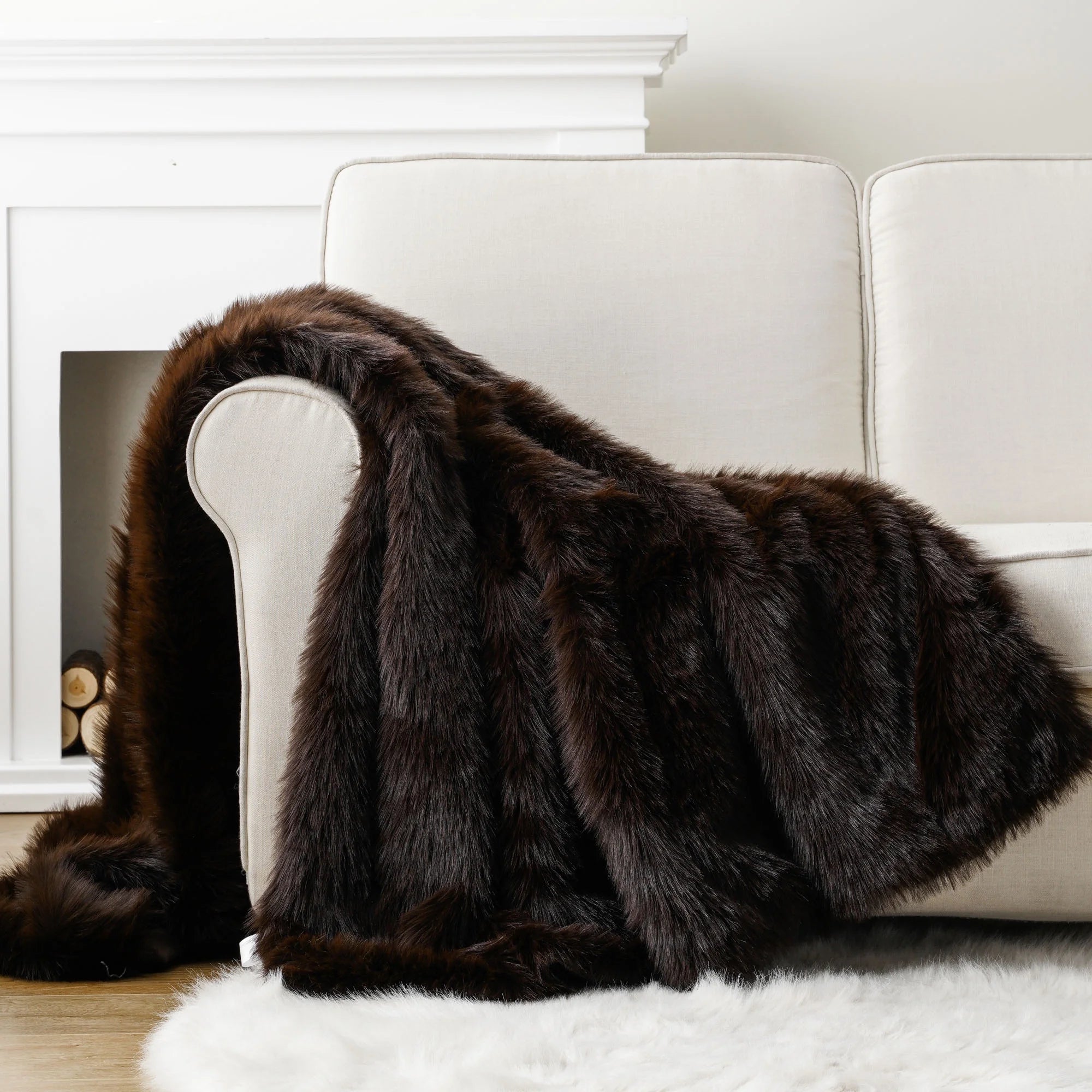BATTILO HOME Luxury Fluffy Brown Faux Fur Throw Blanket